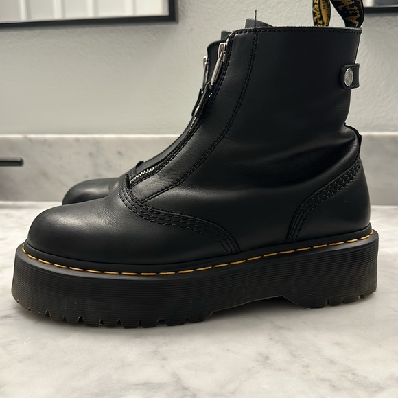 Dr. Martens Jetta Sendal Platform Boot - Picture 4 of 7